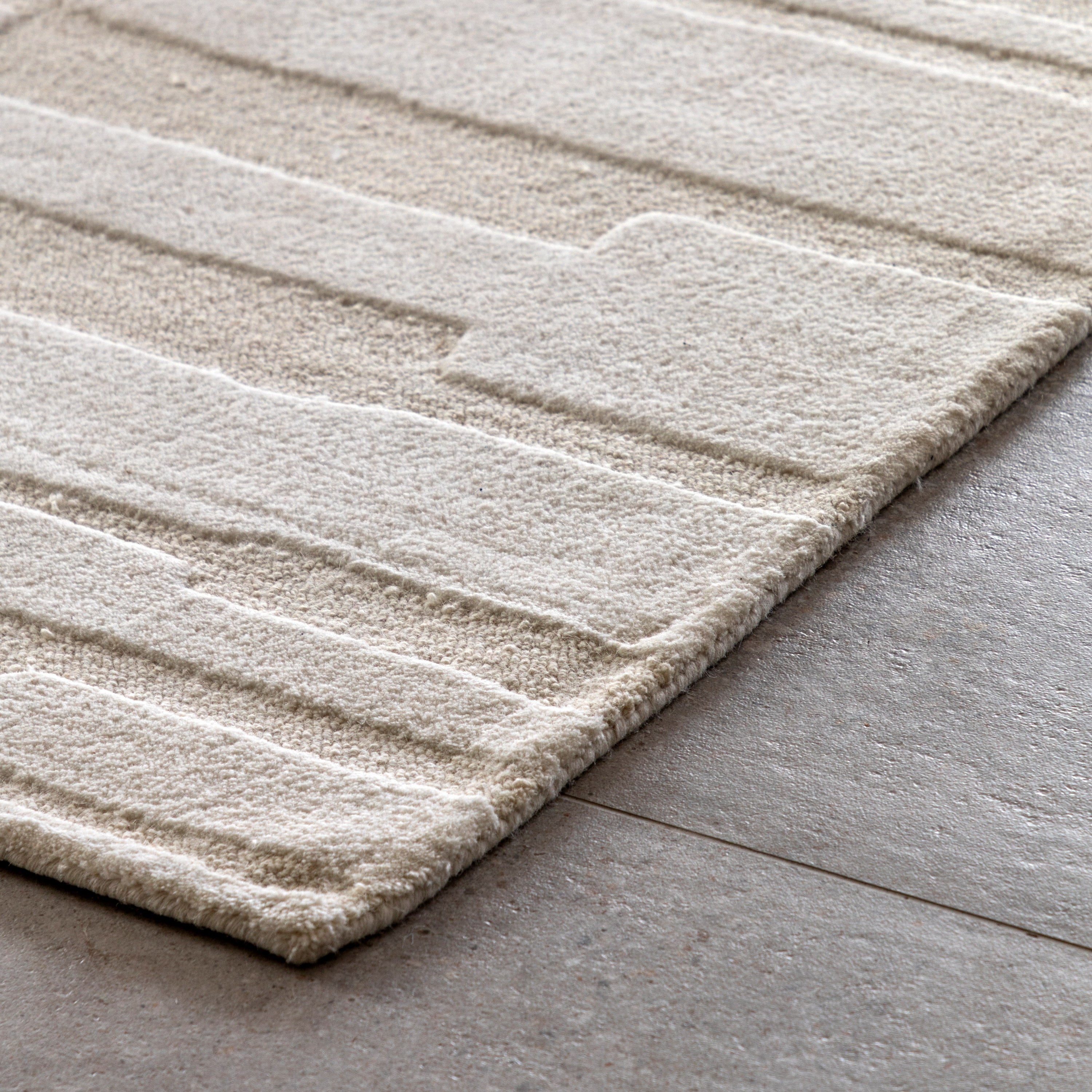 Clifton Cream Tufted Tonal Rug 160x230